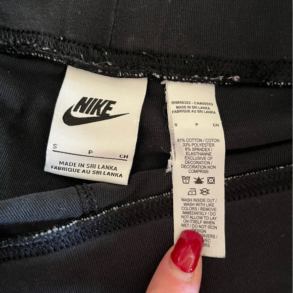 Nike Air Black& Gray Stretch Leggings Women’s small - Picture 10 of 10